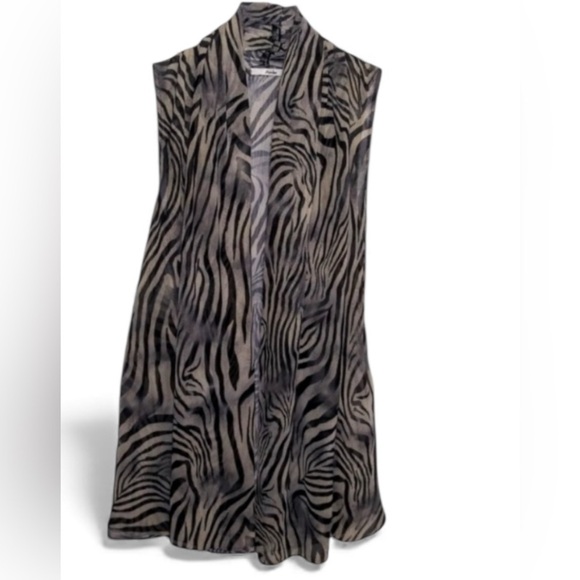 Papaya Tops - Sleeveless Chiffon Vest Sz S